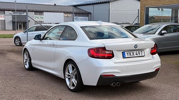 BMW 225d 6 of 30