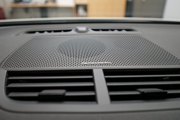 Polestar 2 13 of 22