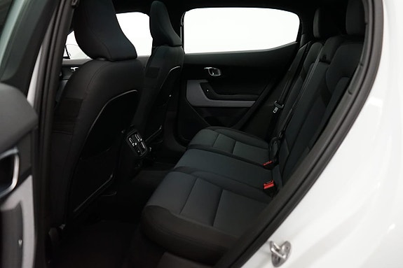 Polestar 2 7 of 22