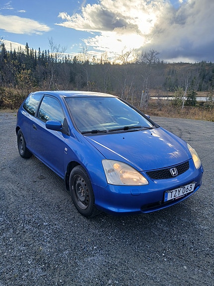 Honda Civic 2 of 5