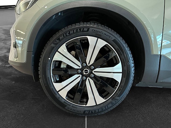 Volvo C40 9 of 13