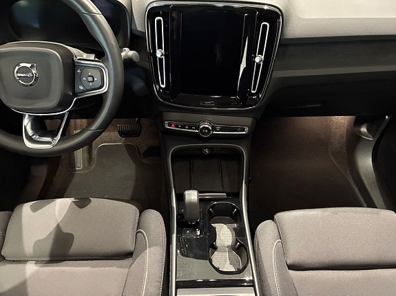 Volvo C40 12 of 13