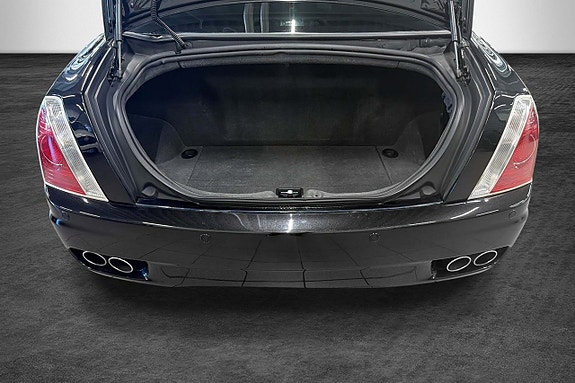 Maserati Quattroporte 14 of 19