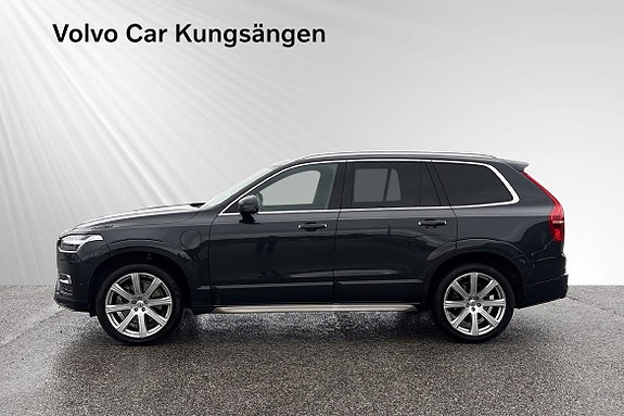 Volvo XC90 3 of 30