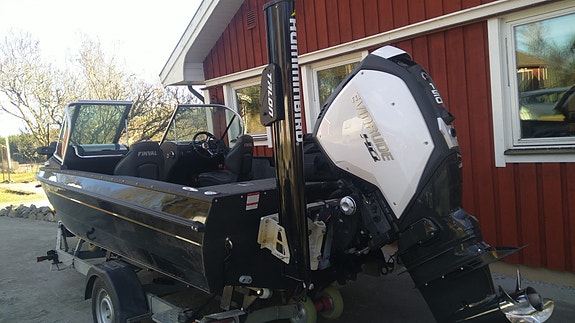 Finval 555 Fishing Pro – fullutrustad sportfiskebåt med 150 hk Evinrude! 2 of 6