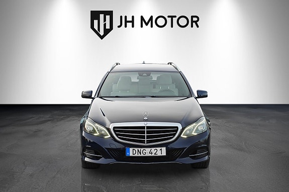 Mercedes-Benz E 250 9 of 16