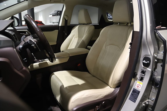 Lexus RX450h 18 of 18