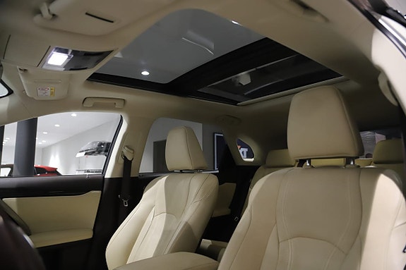Lexus RX450h 6 of 18