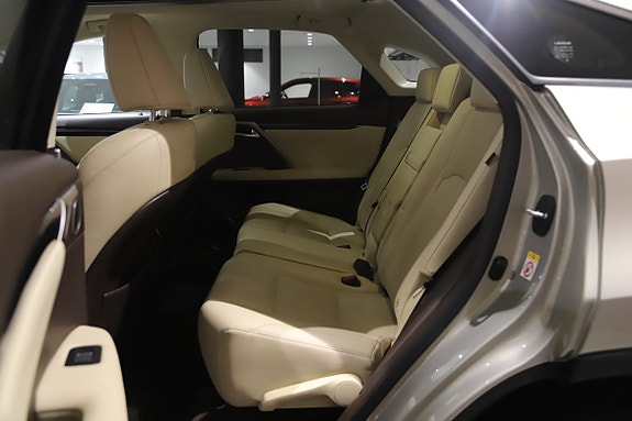 Lexus RX450h 15 of 18