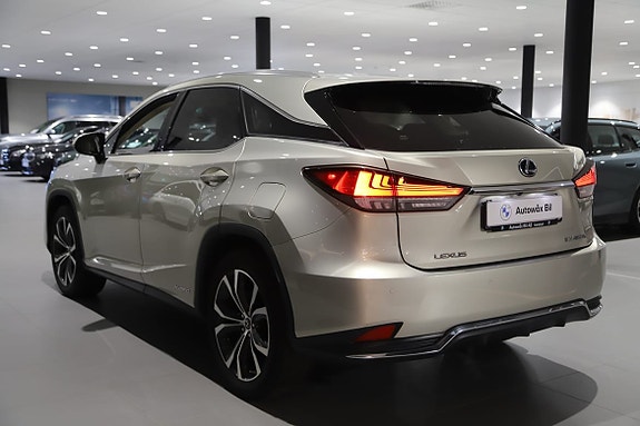 Lexus RX450h 16 of 18