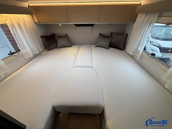 Adria COMPACT SELECT DL *Dieselvärmare - 3500 kg - Långbäddar - 6,99 meter - Komp. kylsk 20 of 23