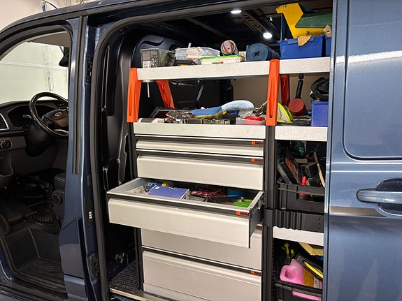 Ford Transit Custom 12 of 15