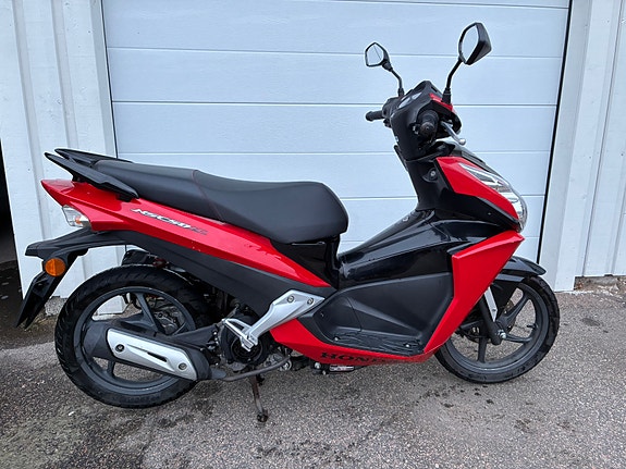 Honda NSC50-R 3 of 3