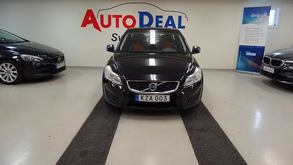 Volvo C30 2 of 12