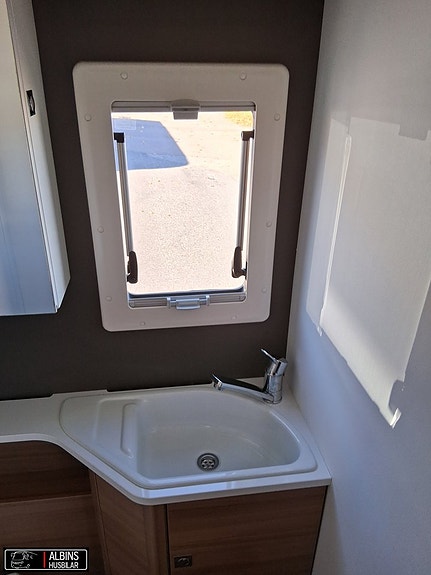 Adria Matrix 670 SL Nordkapp / ALDE / 3500kg 17 of 21