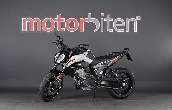KTM 790 DUKE 3 of 5