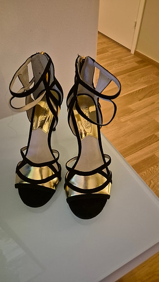 Product image 1 of 4