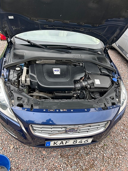 Volvo V60 4 of 6