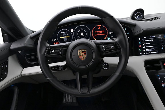Porsche Taycan 4S 7 of 27