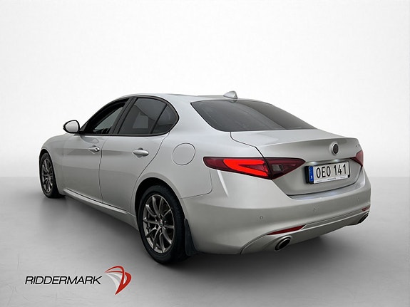 Alfa Romeo Giulia 5 of 30
