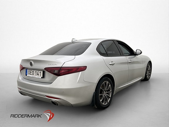 Alfa Romeo Giulia 8 of 30