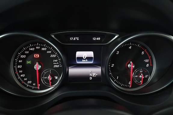 Mercedes-Benz GLA 200 20 of 30