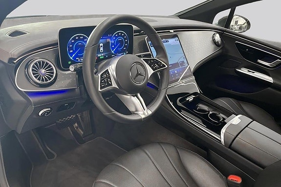 Mercedes-Benz EQE350 9 of 15