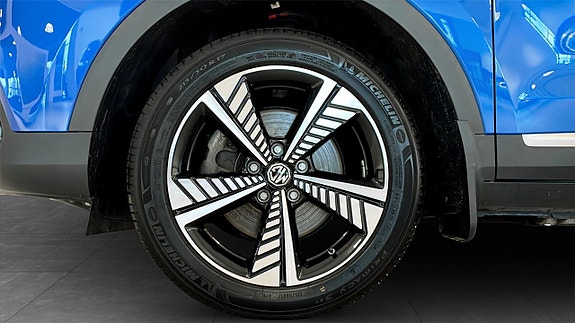 MG ZS EV 9 of 13