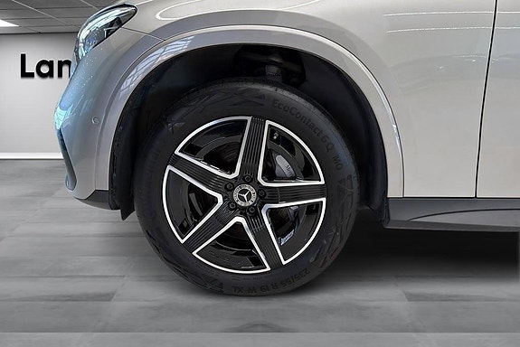 Mercedes-Benz GLC 300 de 20 of 23