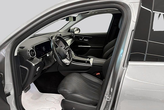 Mercedes-Benz GLC 300 de 8 of 23