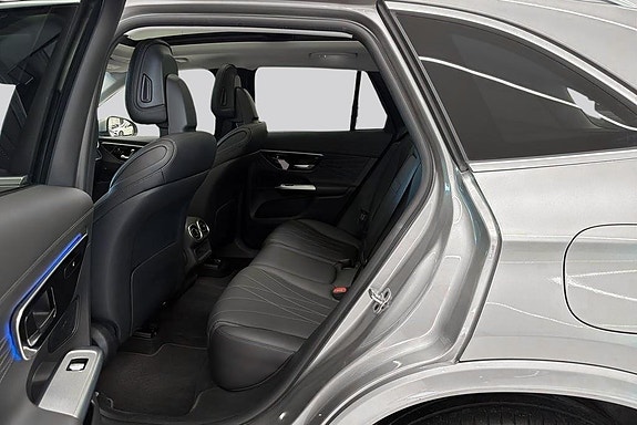 Mercedes-Benz GLC 300 de 9 of 23