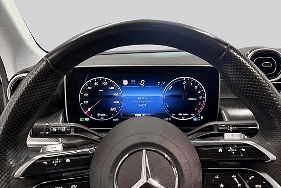 Mercedes-Benz GLC 300 de 10 of 23