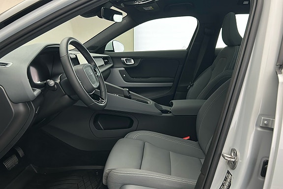 Polestar 2 10 of 30