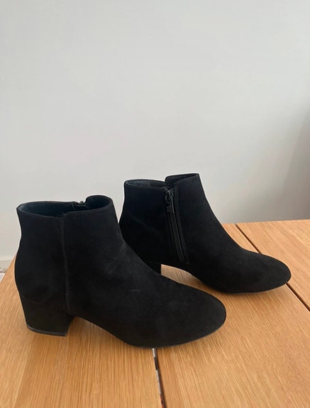 Product image 1 of 4