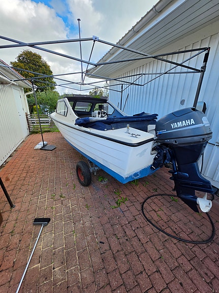 Fin Ryds Tumlare -79 med driftsäker Yamaha 40hk 4-takt & 30-kärra 2 of 5