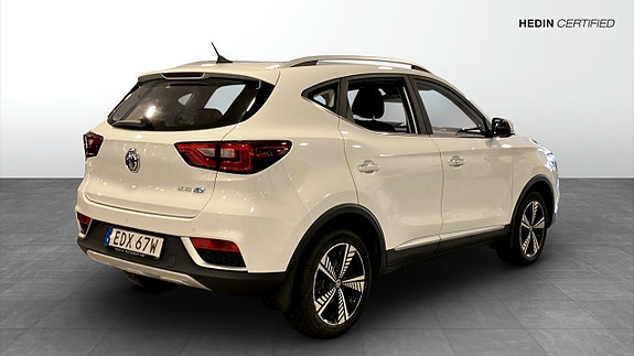MG ZS EV 2 of 9