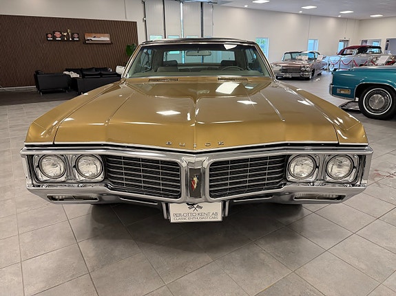 Buick Electra 225 5 of 30