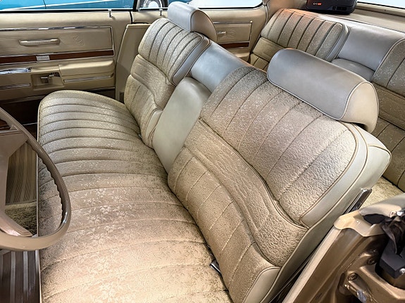 Buick Electra 225 14 of 30