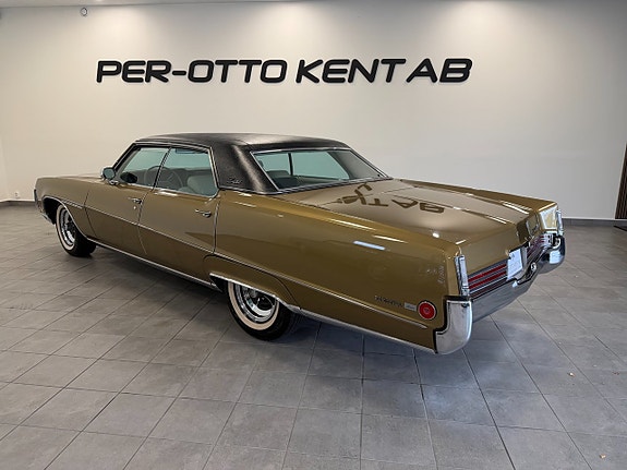 Buick Electra 225 3 of 30