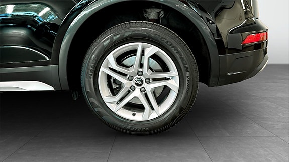 Audi Q5 6 of 15
