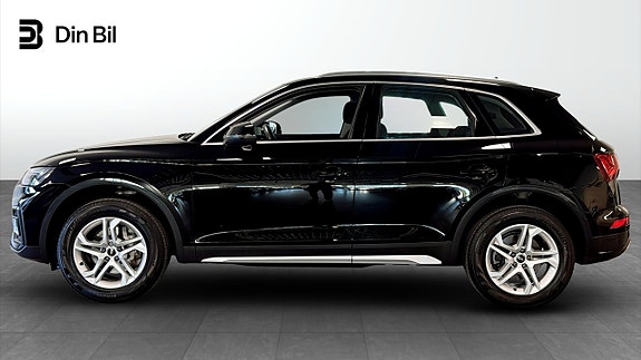Audi Q5 2 of 15