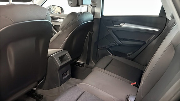 Audi Q5 11 of 15