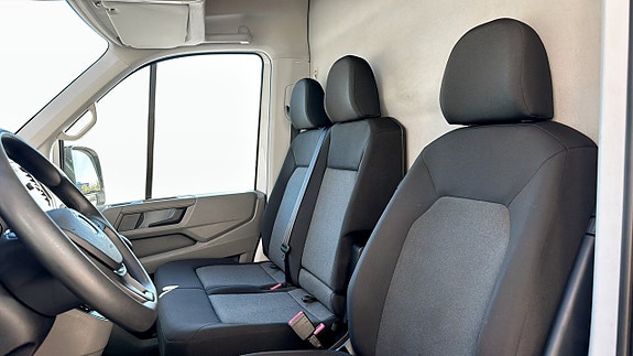 Volkswagen Crafter 8 of 16