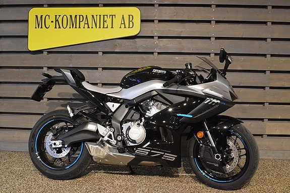 CFMOTO 675 SR-R