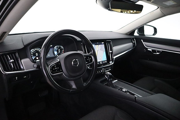 Volvo S90 10 of 22