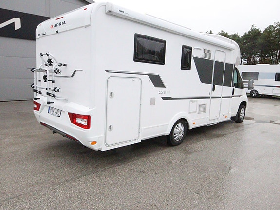 Adria Coral Axess S 670 SL - 160 HP 35L 3 of 15