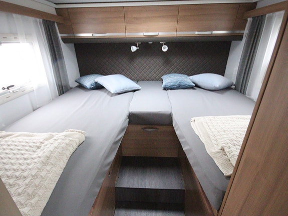 Adria Coral Axess S 670 SL - 160 HP 35L 11 of 15