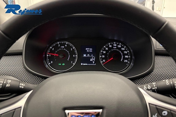 Dacia Sandero 12 of 20