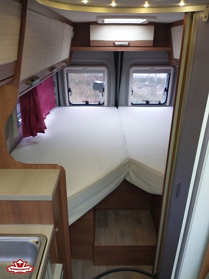 Knaus VAN TOURER 600 *KOMMANDE 3 of 5