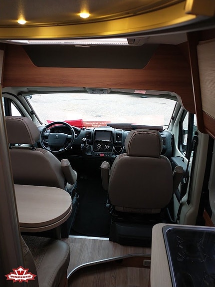 Knaus VAN TOURER 600 *KOMMANDE 2 of 5